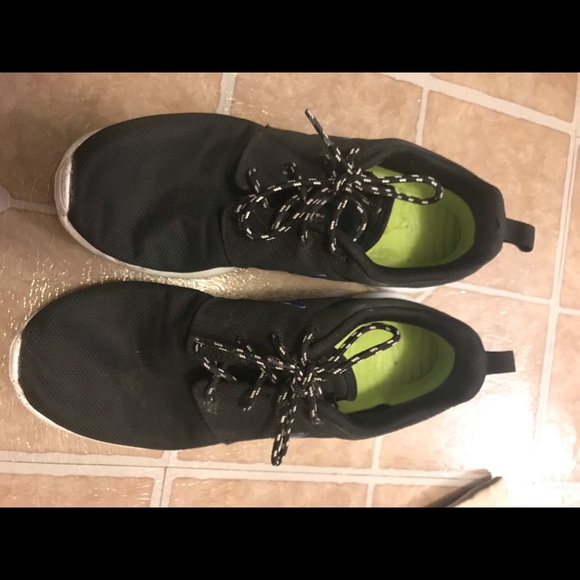 black/blue nike - Picture 1 of 3